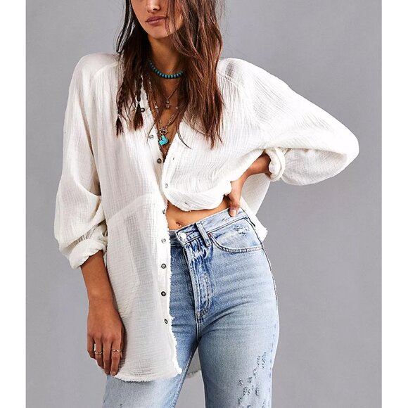 Free People Tops - 🎉LAST CHANCE🎉 FREE PEOPLE We The Free Summer Daydream Buttondown / White